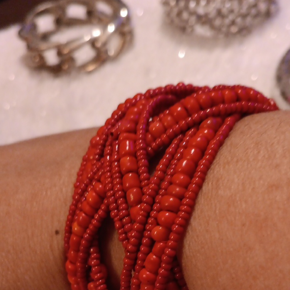 Preloved Chic Silver , Black and Red Colors Bracelet Collection - Picture 4 of 12